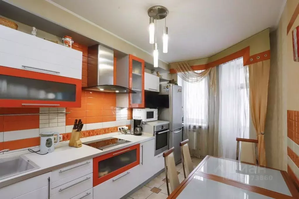 3-к кв. Иркутская область, Иркутск Советская ул., 115Г (84.7 м) - Фото 1