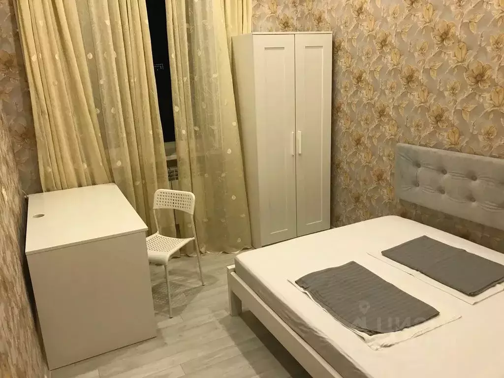 2-к кв. Севастополь ул. Павла Дыбенко, 15 (56.0 м) - Фото 0