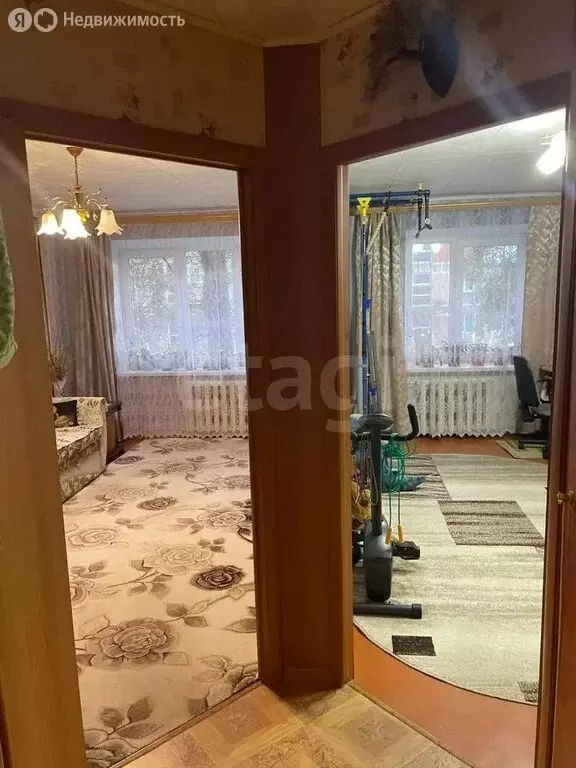 3-комнатная квартира: Сатка, Бакальская улица, 4 (61.8 м) - Фото 2