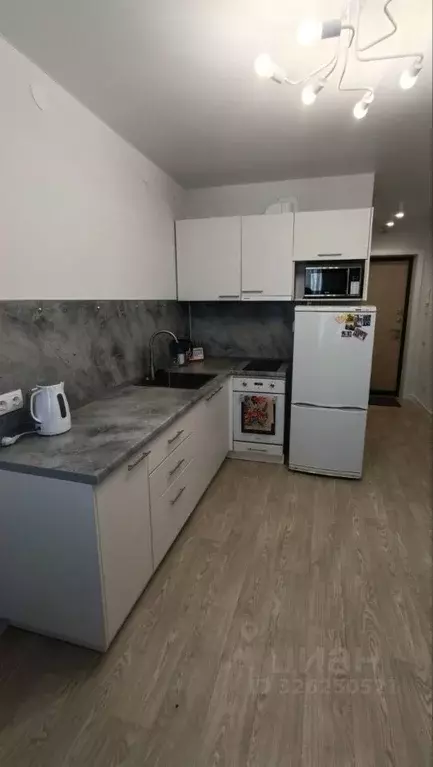 1-к кв. Тюменская область, Тюмень Ставропольская ул., 160 (30.0 м) - Фото 2