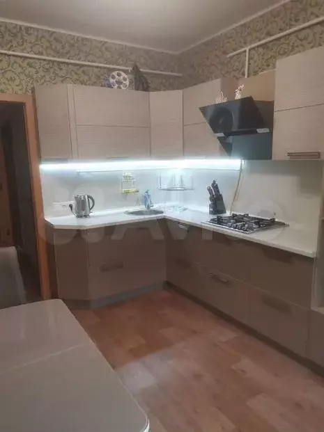 2-к. квартира, 60м, 2/3эт. - Фото 0