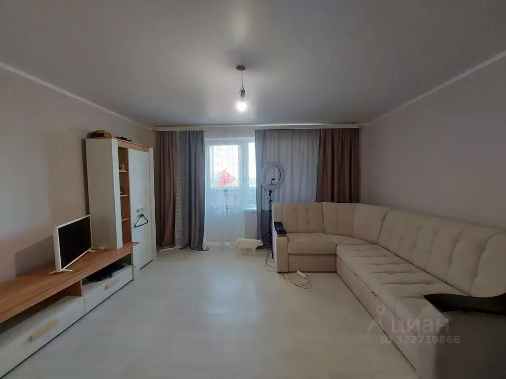 2-к кв. Крым, Красногвардейский район, Октябрьское пгт ул. Цурцумия, 9 ... - Фото 2