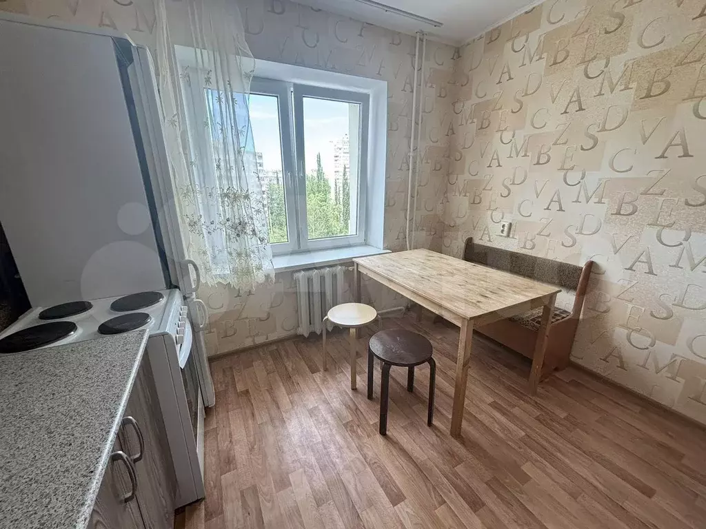 2-к. квартира, 60 м, 8/9 эт. - Фото 1