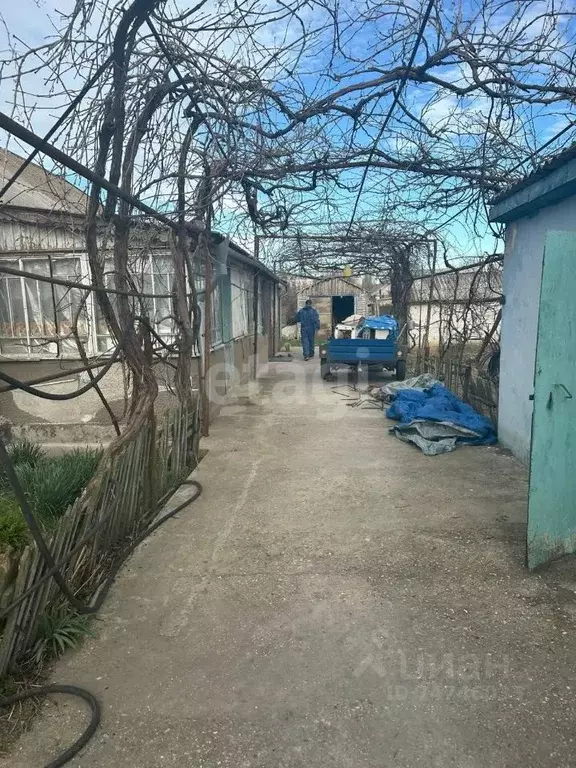 Дом в Крым, Красноперекопск ул. Калинина (48 м) - Фото 0