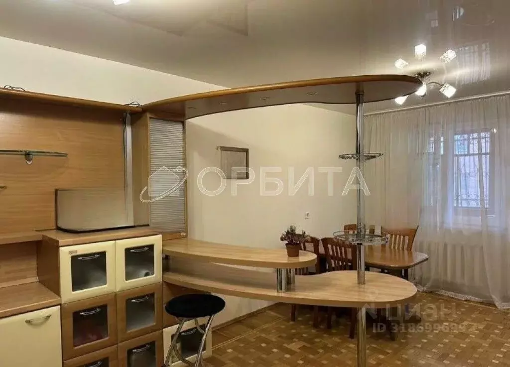 2-к кв. Тюменская область, Тюмень ул. Малыгина, 56к2 (101.1 м) - Фото 0