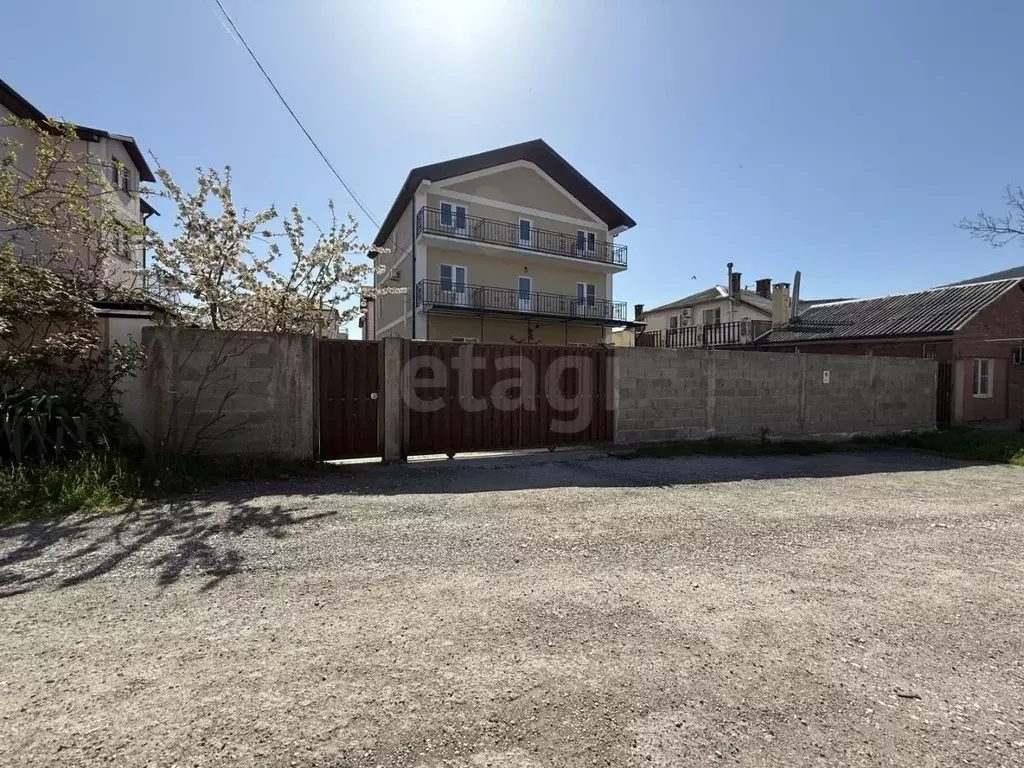 Дом в Краснодарский край, Геленджик городской округ, с. Кабардинка ул. ... - Фото 1