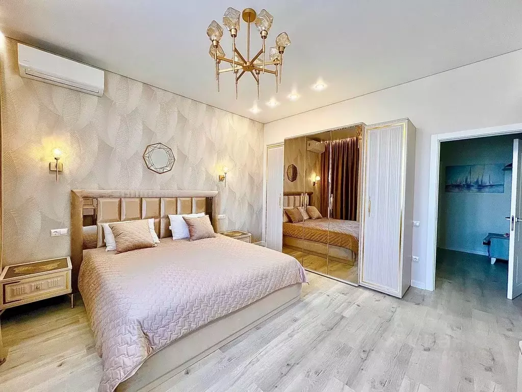 2-к кв. Краснодарский край, Новороссийск ул. Энгельса, 60 (65.0 м) - Фото 1