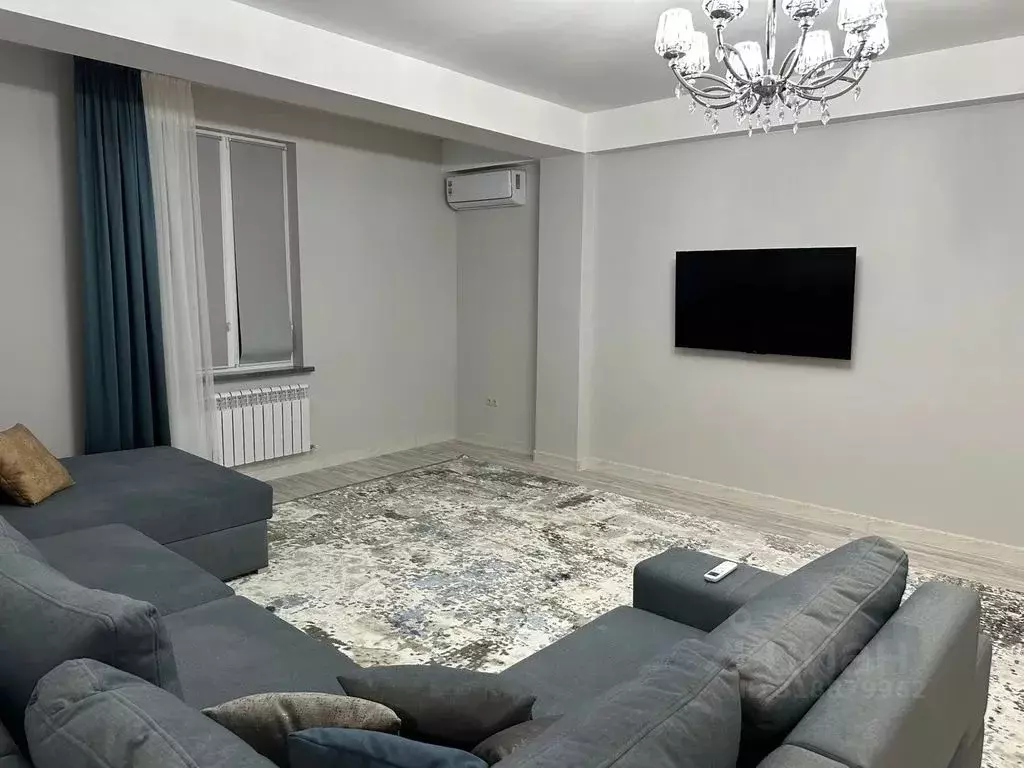 3-к кв. Дагестан, Махачкала просп. Казбекова, 220 (90.0 м) - Фото 0