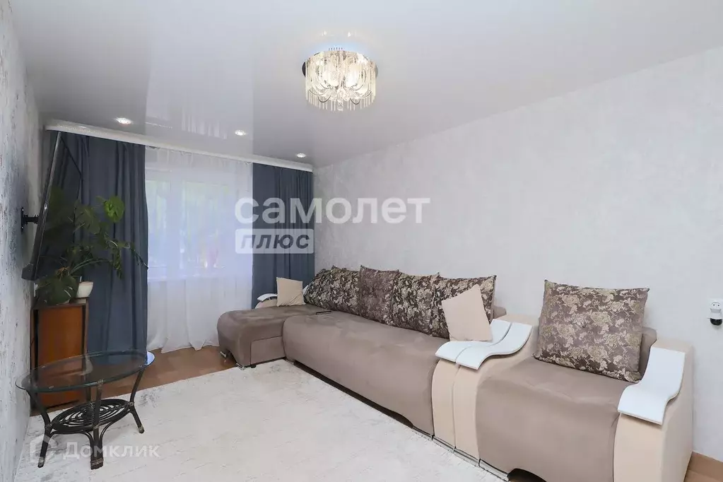 Продаётся 3-к квартира, 61.4 м - Фото 0