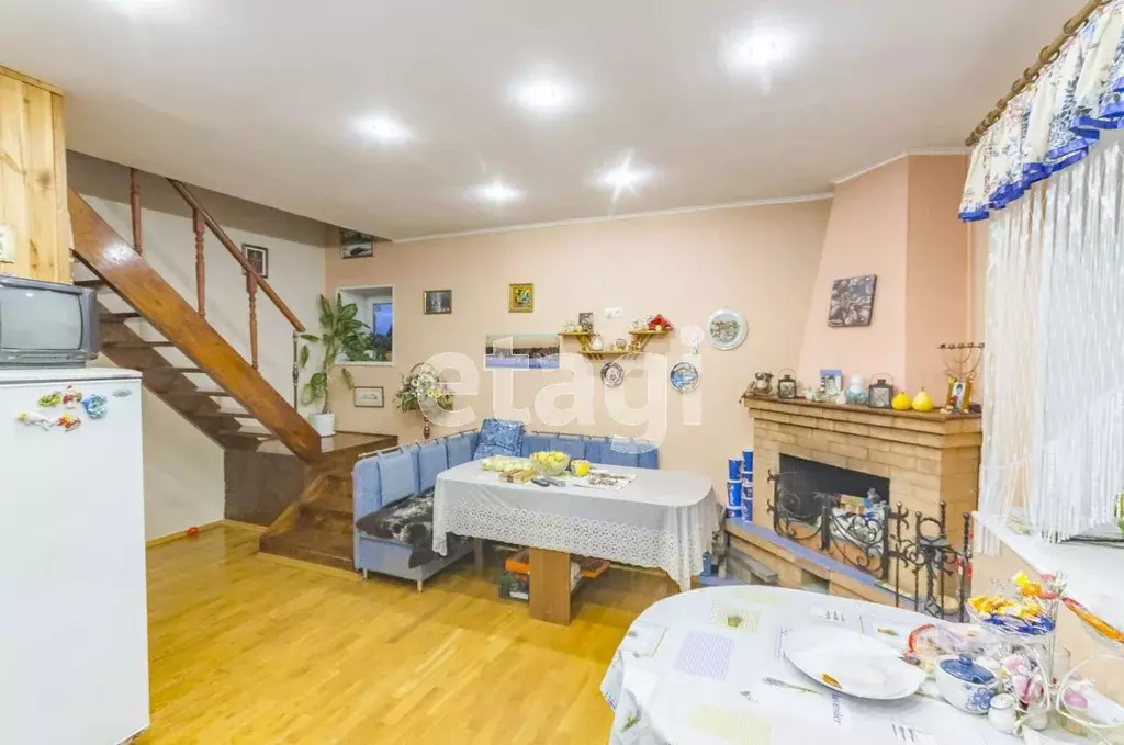 Дом в Вологодская область, пос. Ермаково ул. Кленовая, 4 (157 м) - Фото 1