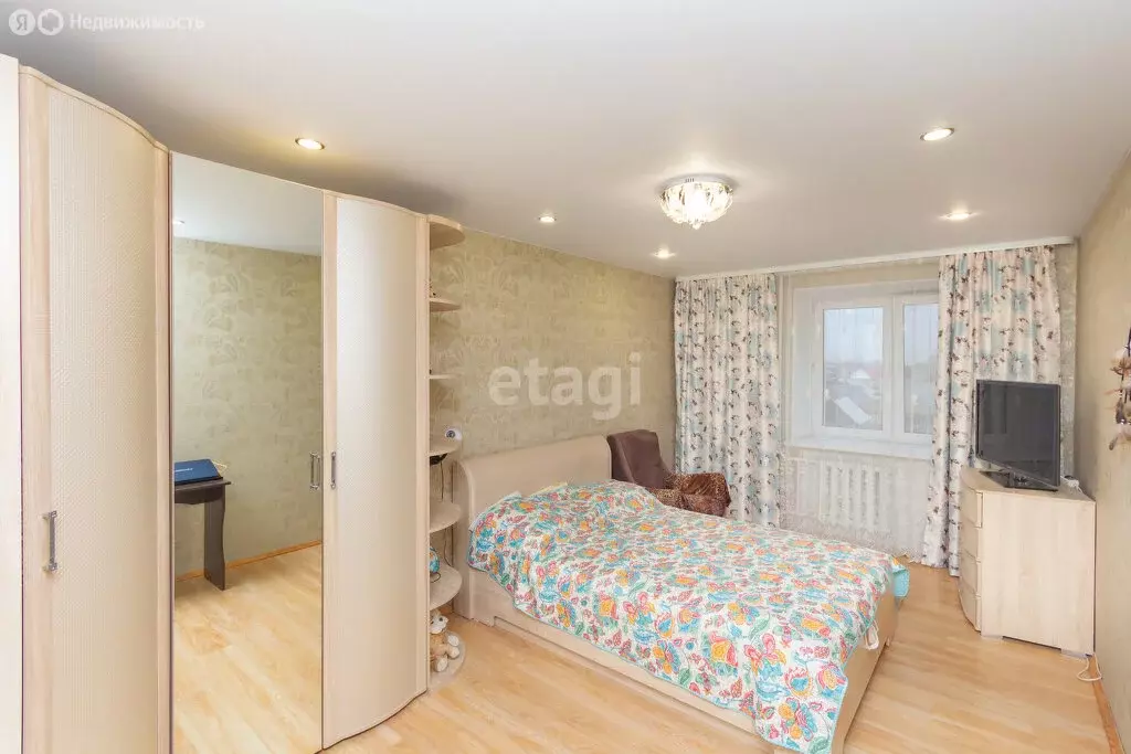 2-комнатная квартира: Тюмень, микрорайон Нефтяников, улица Пирогова, ... - Фото 1