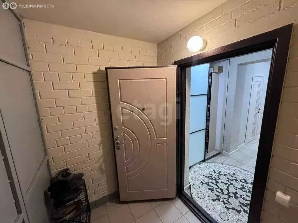 3-комнатная квартира: Тюмень, улица Избышева, 6 (84.1 м) - Фото 2