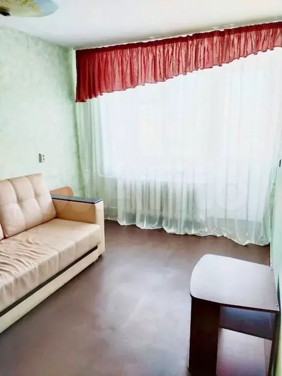 1-к. квартира, 32 м, 4/9 эт. - Фото 0