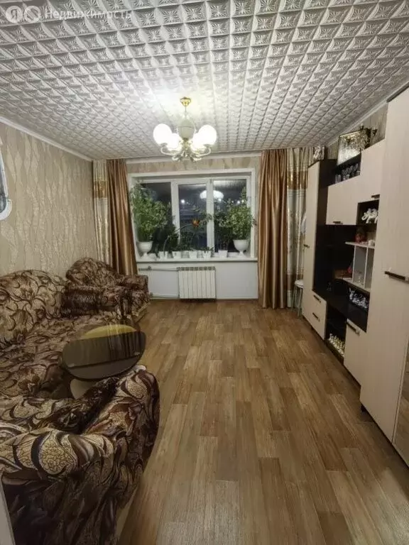 3-комнатная квартира: Усть-Илимск, улица Карла Маркса, 49 (63.4 м) - Фото 1