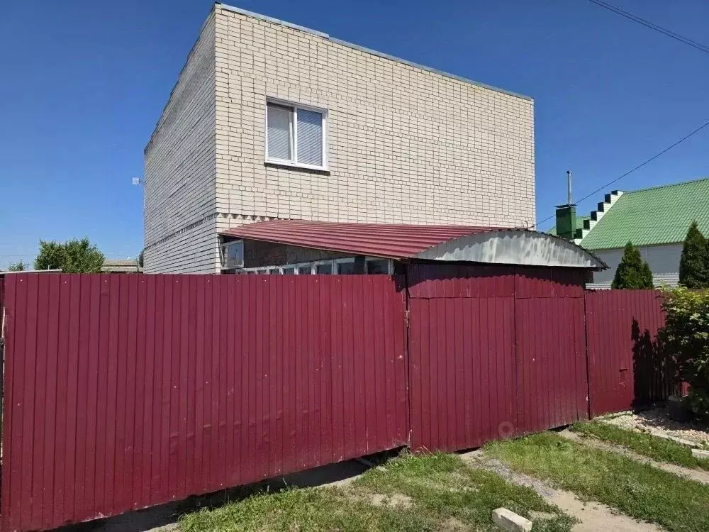 Дом в Волгоградская область, Михайловский район, Себрово рп ул. ... - Фото 1