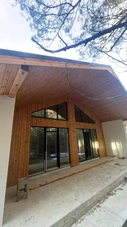 Коттедж в Свердловская область, Белоярский муниципальный округ, д. ... - Фото 1