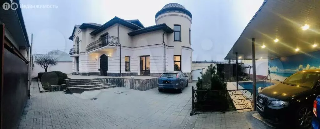 Дом в Нальчик, улица Идарова (326 м) - Фото 0