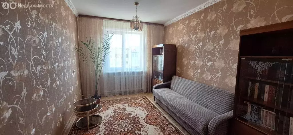 3-комнатная квартира: Краснокаменск, 4-й микрорайон, 470 (67.6 м) - Фото 1