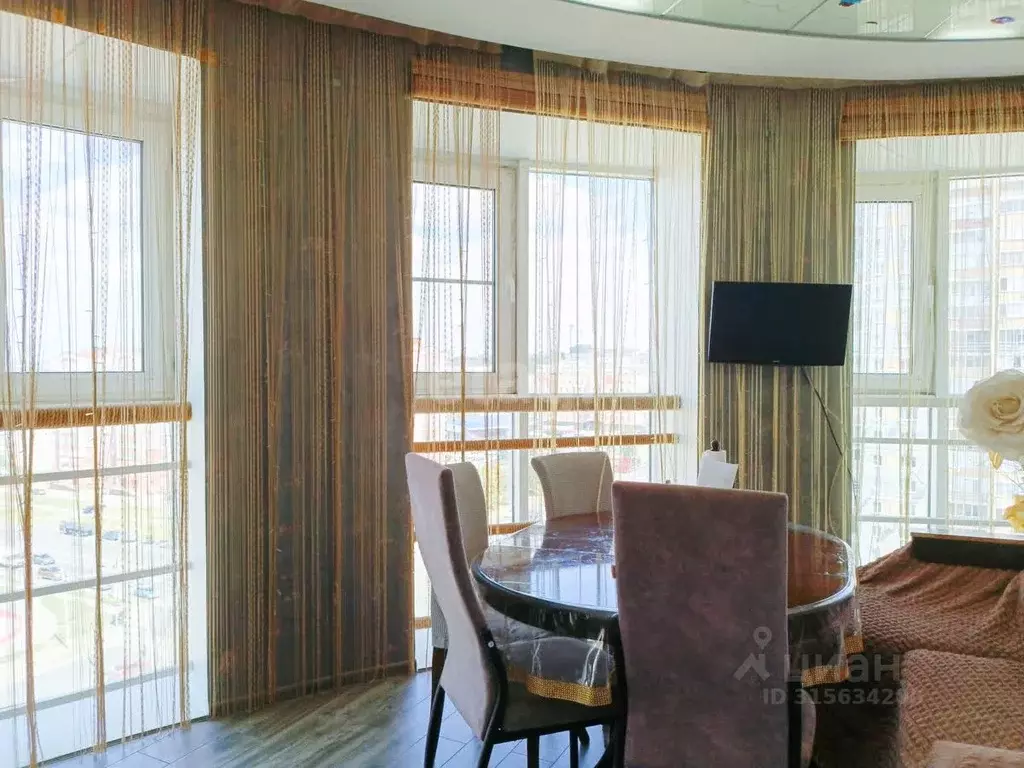 2-к кв. Мордовия, Саранск просп. 70 лет Октября, 73Б (83.4 м) - Фото 1