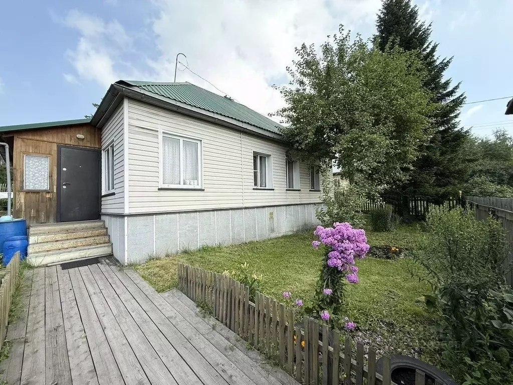 Дом в Кемеровская область, Новокузнецк ул. Белинского (41 м) - Фото 2