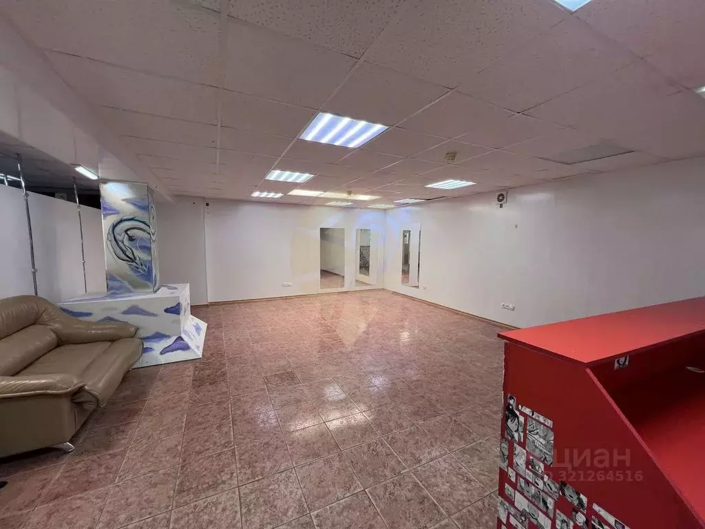 Торговая площадь в Белгородская область, Старый Оскол Солнечный мкр, 3 ... - Фото 2