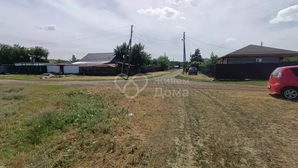 Участок в Волгоградская область, Среднеахтубинский район, Кировское ... - Фото 0