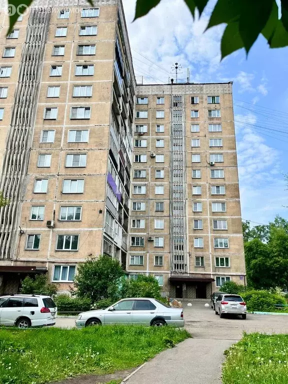 3-комнатная квартира: Новокузнецк, Кузнецкстроевский проспект, 10 ... - Фото 1