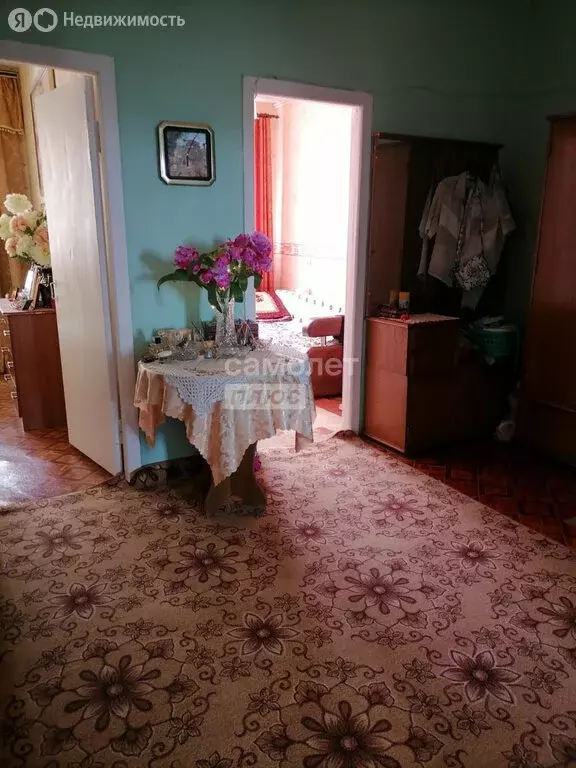 3-комнатная квартира: Астрахань, улица Косиора, 16к1 (65.8 м) - Фото 0