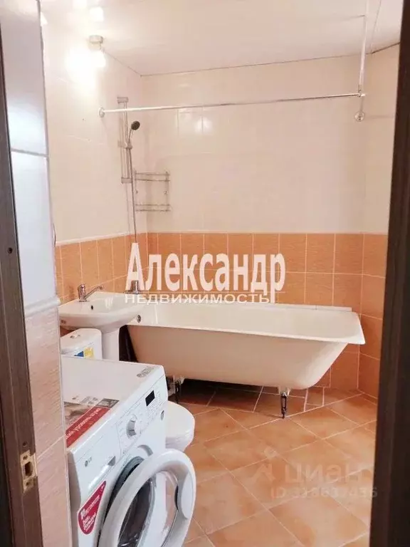 1-к кв. Ленинградская область, Мурино Всеволожский район, ул. ... - Фото 1