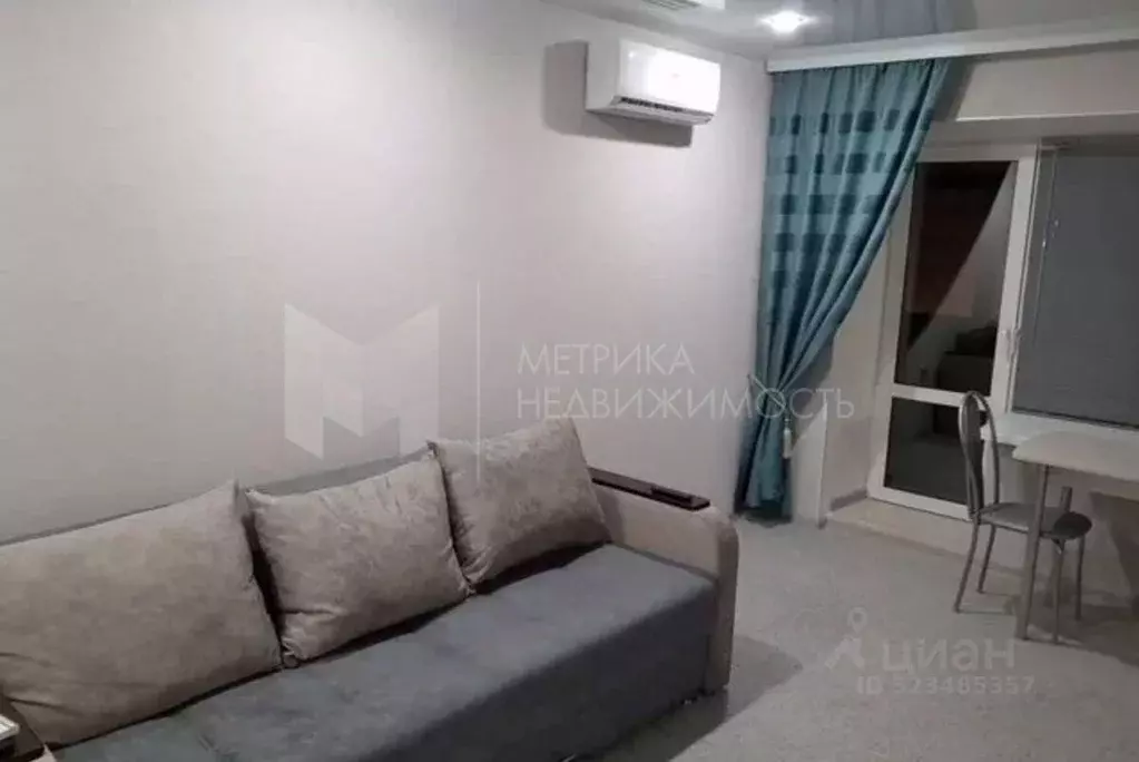 1-к кв. Тюменская область, Тюмень ул. Мельникайте, 90А (28.0 м) - Фото 0