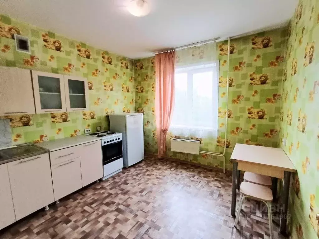 1-к кв. Кемеровская область, Ленинск-Кузнецкий Топкинская ул., 144/3 ... - Фото 1