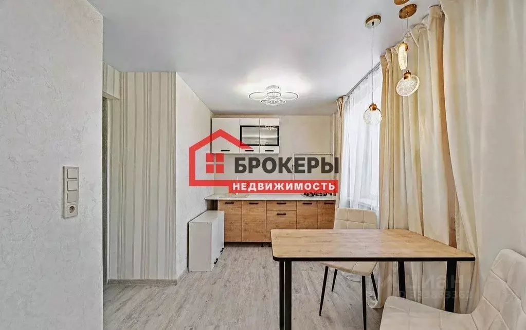 2-к кв. Севастополь ул. Репина, 10 (43.3 м) - Фото 2
