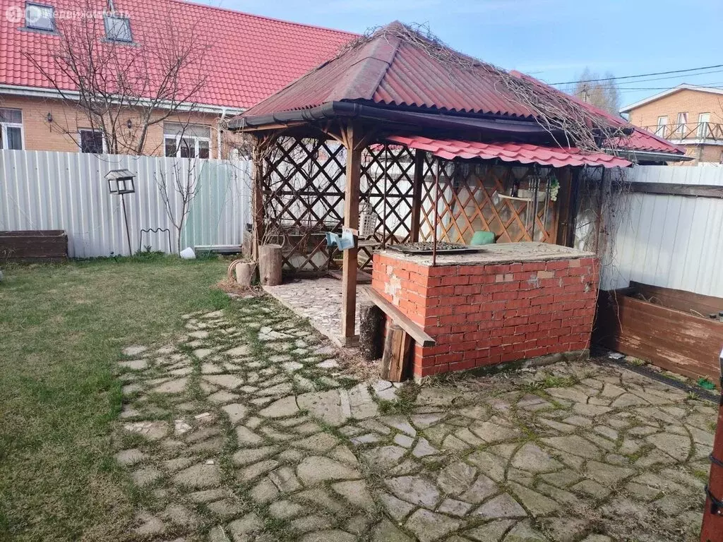 Дом в городской посёлок Рощино, улица Строителей, 22 (81.3 м) - Фото 1