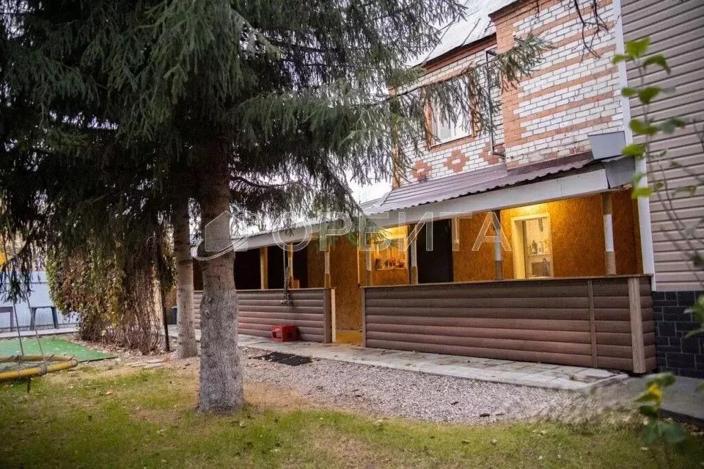 Дом в Тюменская область, Тюмень ул. Жемчужная (299 м) - Фото 1