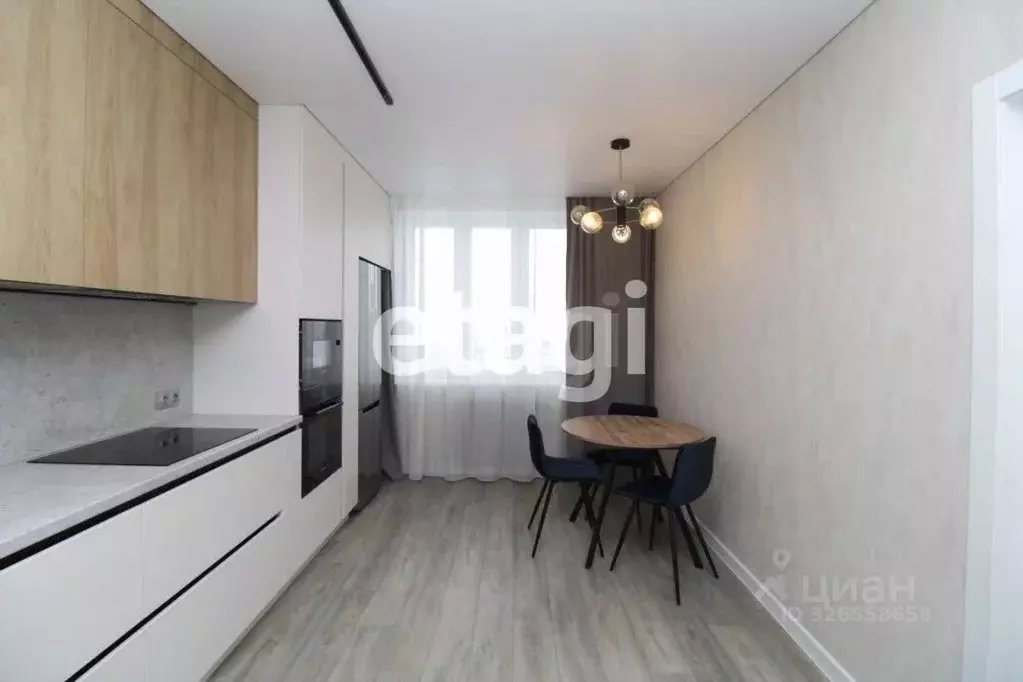 3-к кв. Красноярский край, Красноярск Октябрьская ул., 6 (65.5 м) - Фото 2