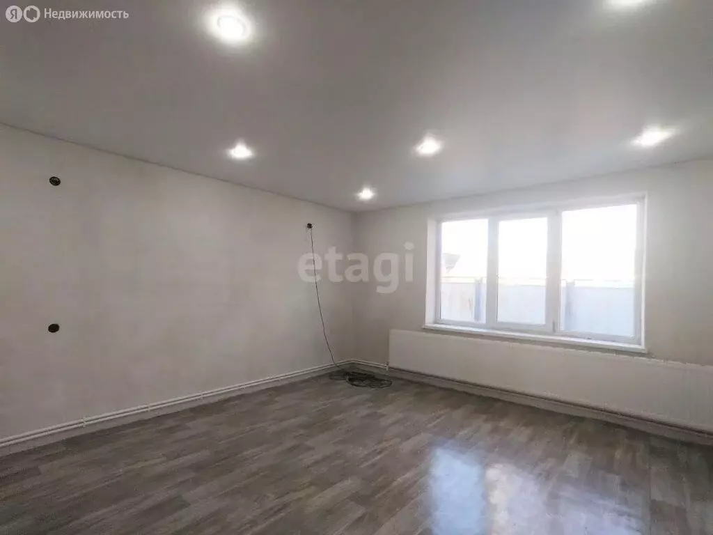 3-комнатная квартира: Красносельское, Заводская улица, 5 (76.5 м) - Фото 1