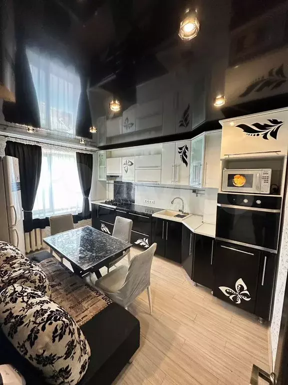 3-к. квартира, 68,7 м, 1/9 эт. - Фото 0