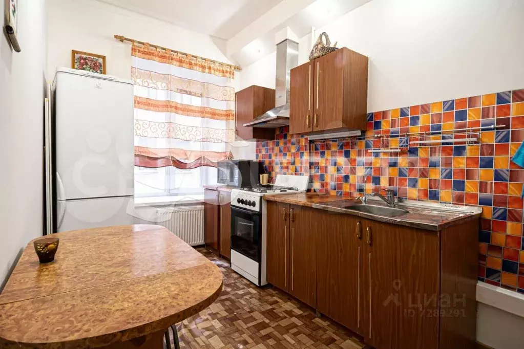 2-к. квартира, 60 м, 3/6 эт. - Фото 0