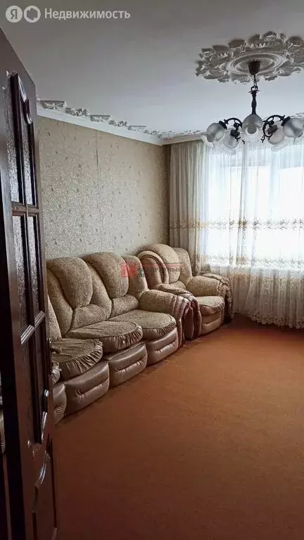 3-комнатная квартира: Старый Оскол, Комсомольский проспект, 33 (67 м) - Фото 0