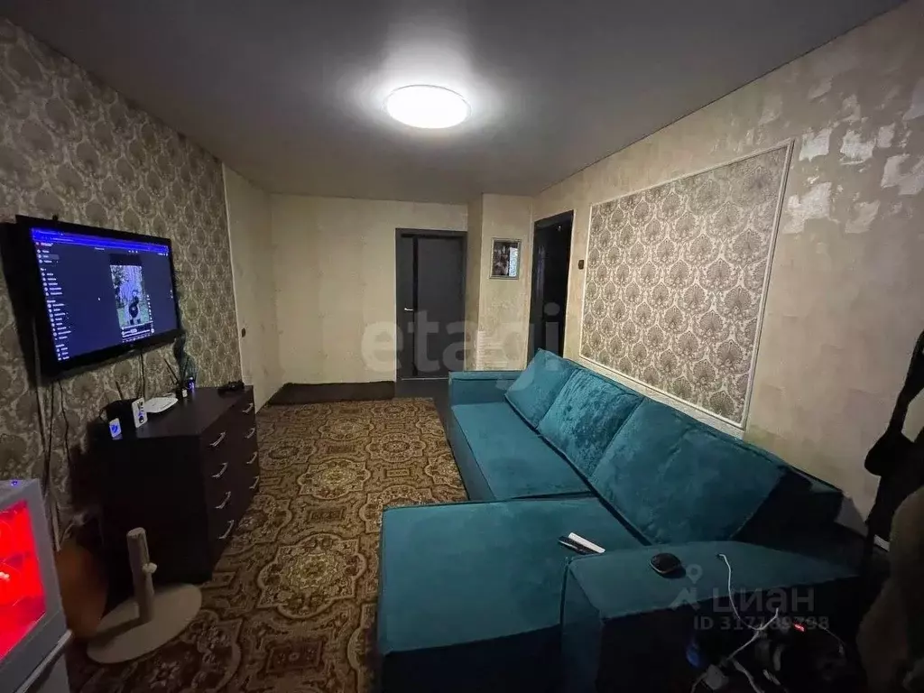 2-к кв. Белгородская область, Валуйки ул. Степана Разина, 3 (43.9 м) - Фото 1