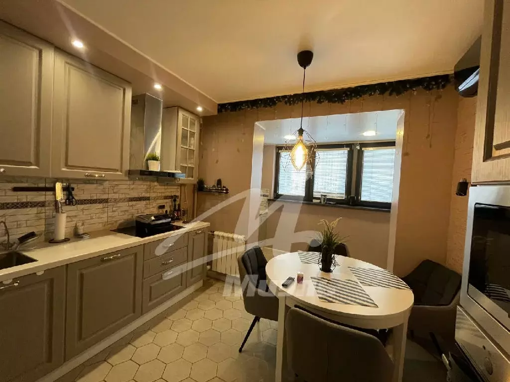 Продается 2-комнатная квартира - Фото 1