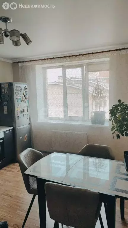 2-комнатная квартира: Краснодар, улица имени Ф.И. Шаляпина, 31В (69 м) - Фото 1