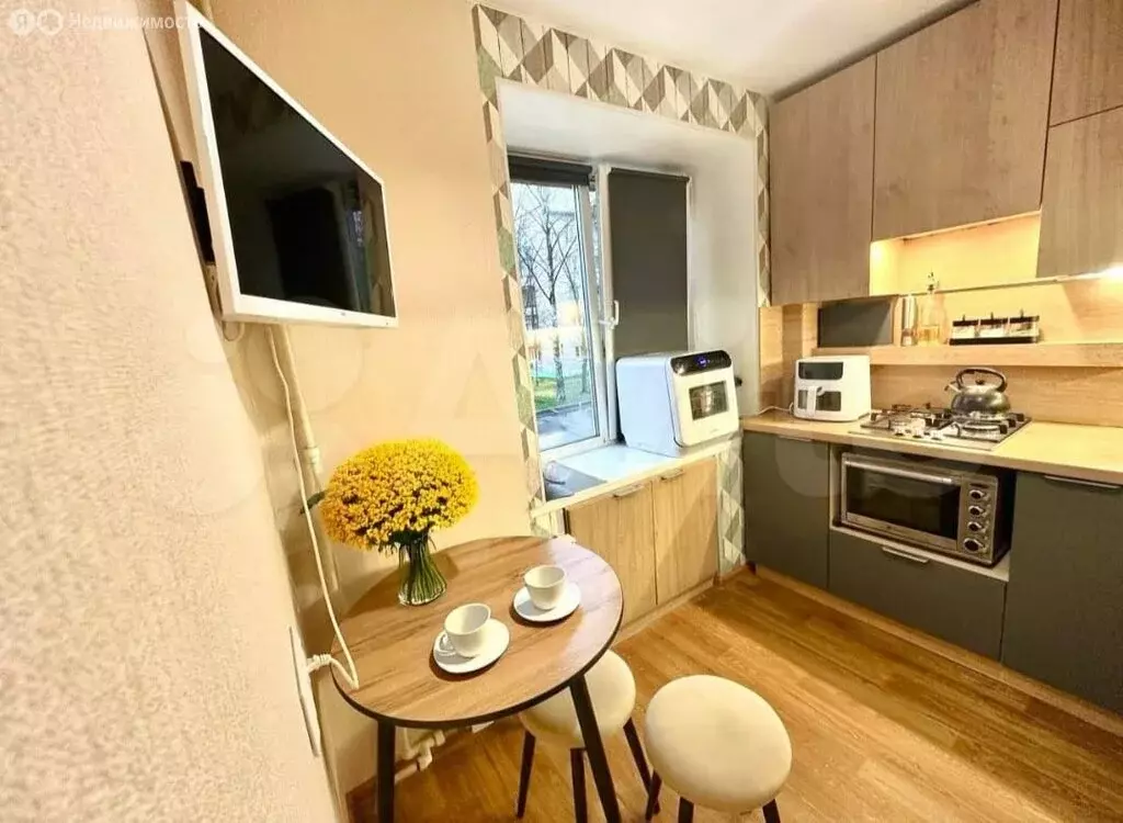 2-комнатная квартира: Череповец, Юбилейная улица, 43 (44 м) - Фото 0