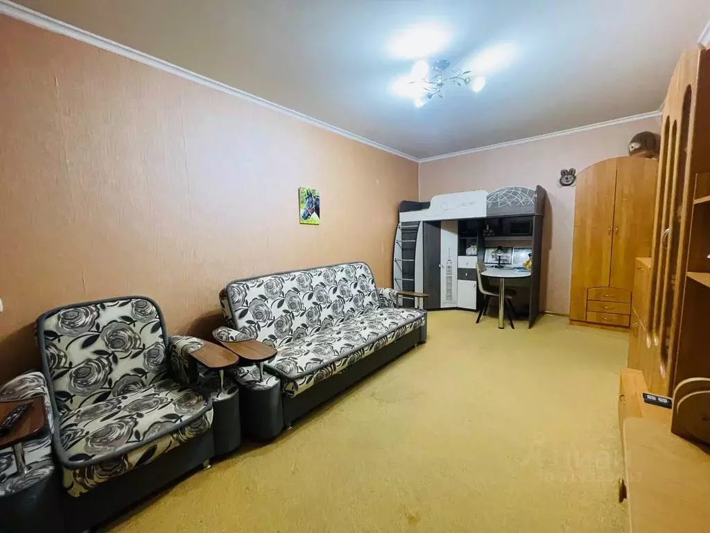 1-к кв. Крым, Симферополь ул. Героев Сталинграда, 25 (36.0 м) - Фото 0