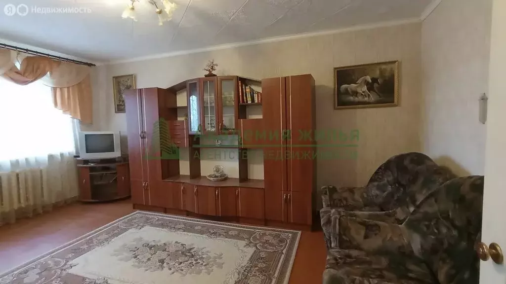 2-комнатная квартира: Маркс, проспект Ленина, 52 (40 м) - Фото 1