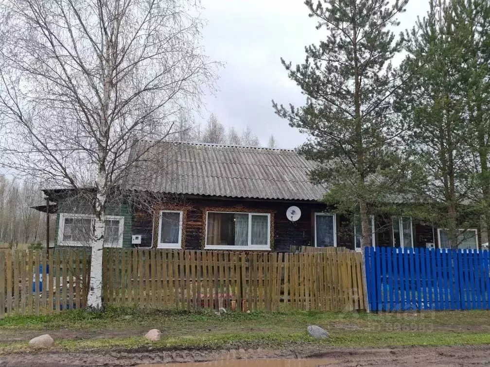 Дом в Новгородская область, Малая Вишера ул. Лесозаготовителей (44 м) - Фото 0