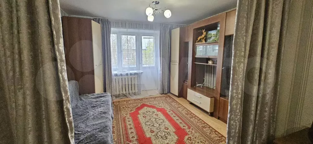 1-к. квартира, 30,6 м, 5/5 эт. - Фото 0