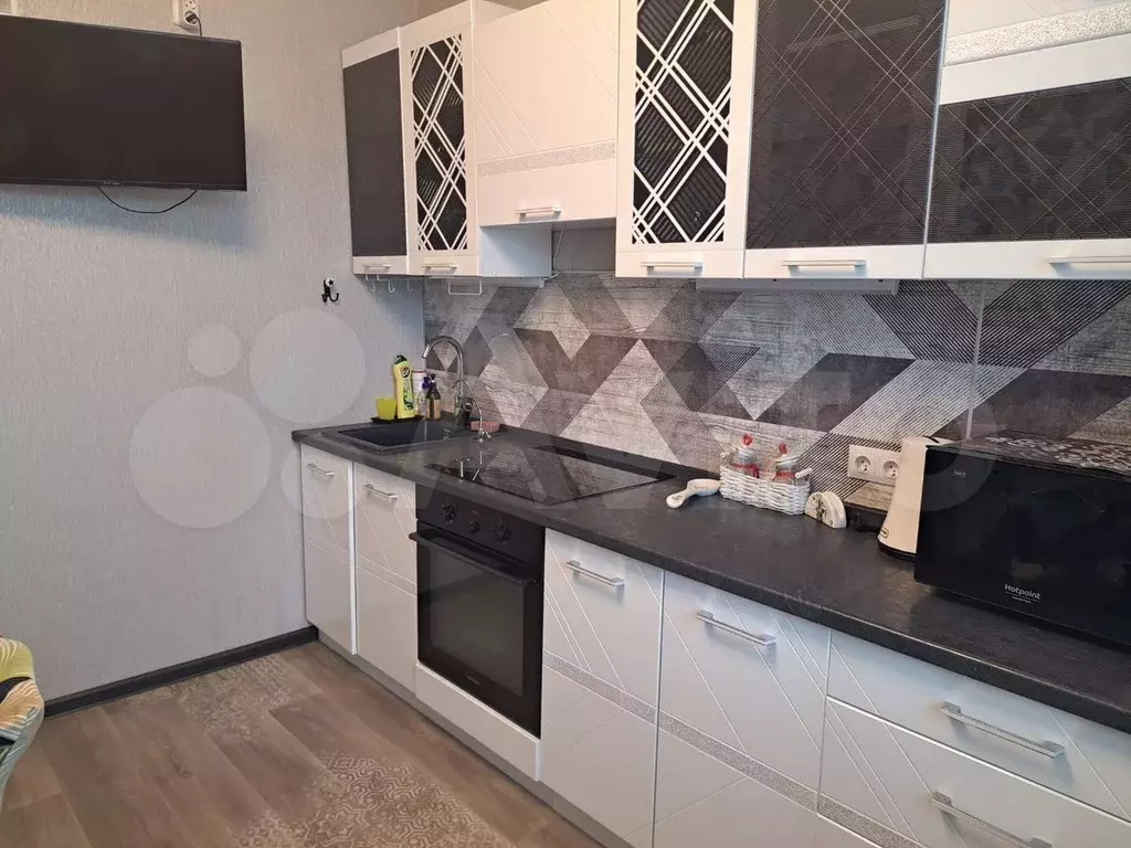 2-к. квартира, 62 м, 8/9 эт. - Фото 0