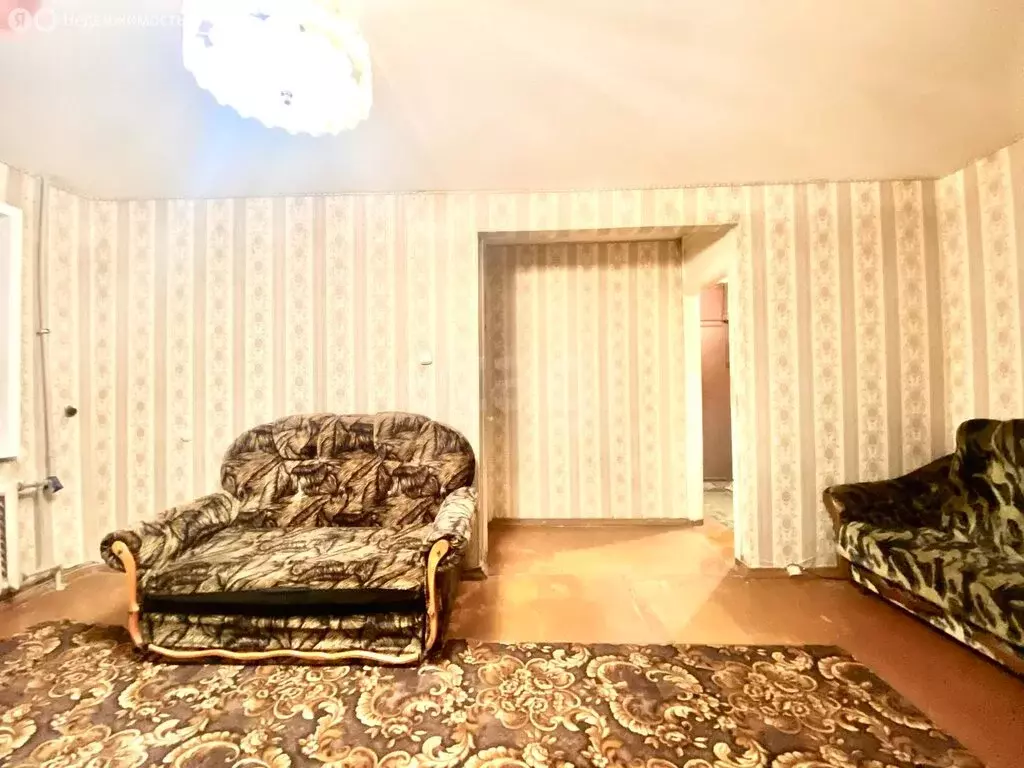 3-комнатная квартира: Саратов, Ипподромная улица, 21 (57.8 м) - Фото 2