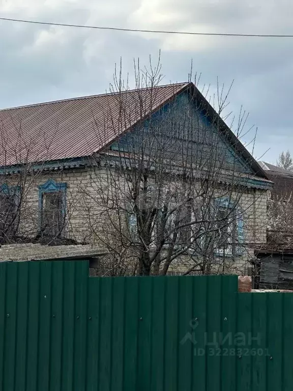 Дом в Саратовская область, Саратов ул. Имени В.П. Чкалова, 38 (79 м) - Фото 1